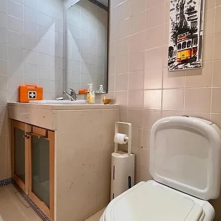 Spacious 1bdr Apt With Outdoor Patio *